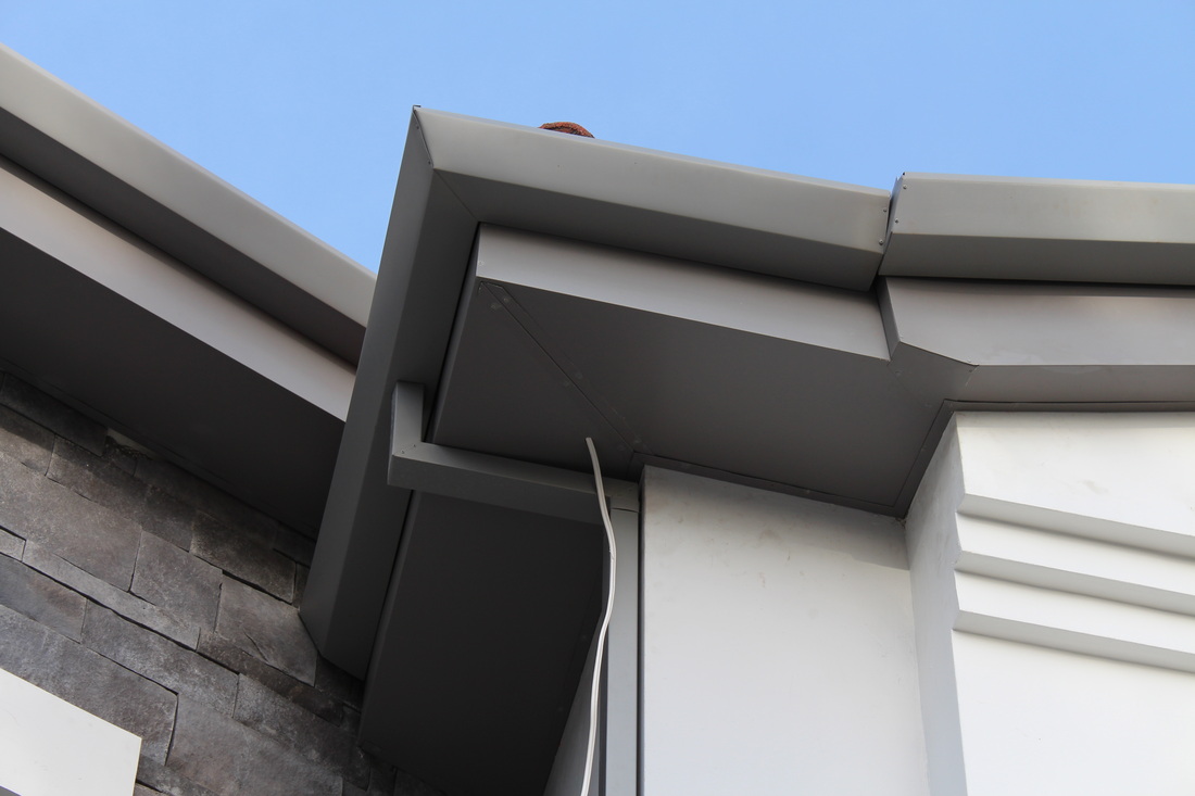 A Plus Gutter Systems 323 405 4555 Seamless Rain Gutters Los Angeles And Orange County Metal Siding Metal Cladding A Plus Gutter Systems Seamless Rain Gutters Los Angeles And Orange County